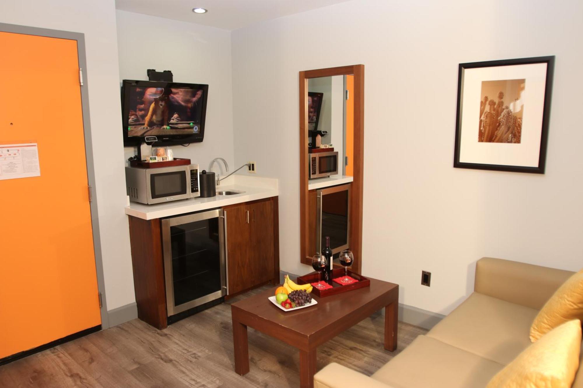 Blvd Hotel And Studios Universal-Hollywood, Ascend Hotel Collection Лос-Анджелес Экстерьер фото