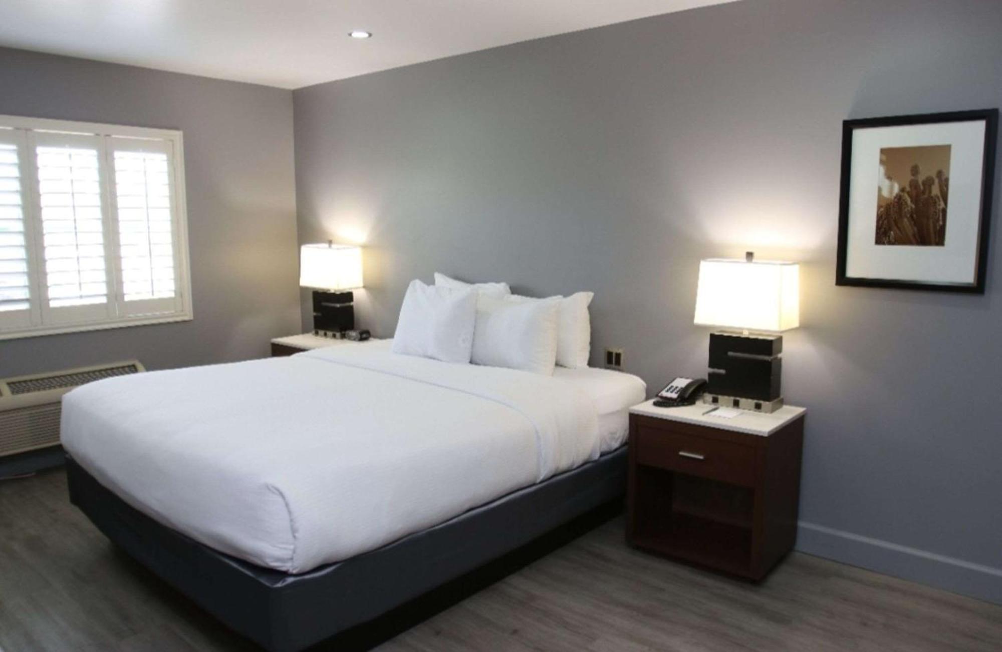 Blvd Hotel And Studios Universal-Hollywood, Ascend Hotel Collection Лос-Анджелес Экстерьер фото